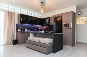 Luxurious Modern Apt in Dafni